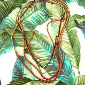 CHICO’s FIVE STRAND WOOD/CHAIN NECKLACE